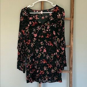 Long ruffle sleeve green floral Dress